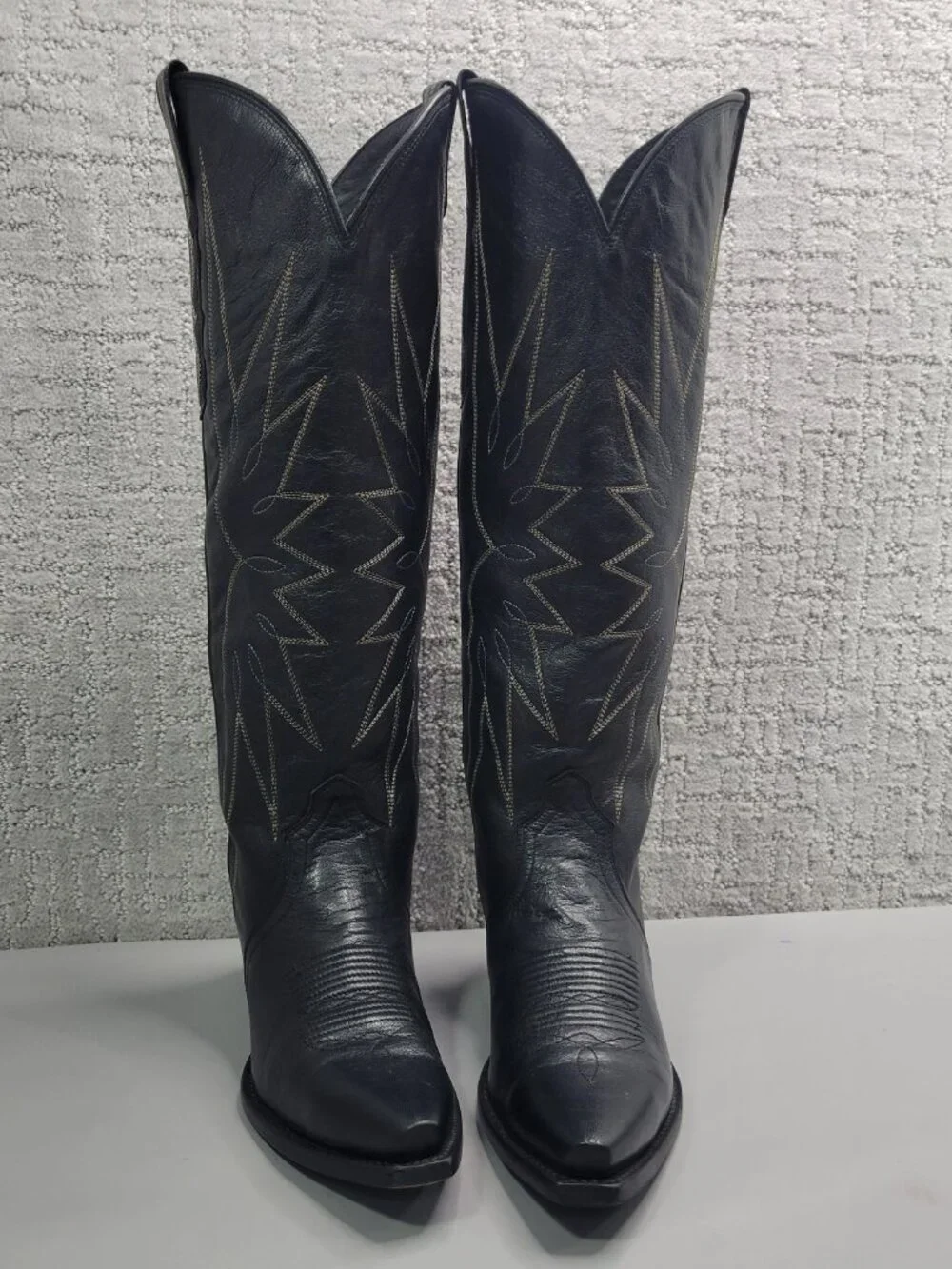Tecovas The Loretta Women's Size US 7B Midnight Cowgirl Boots.